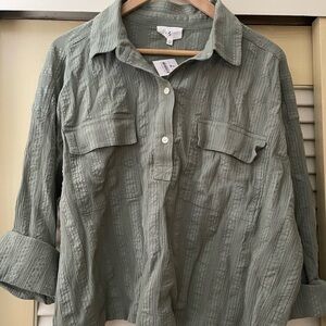 Lou & Grey Green Button Down Shirt